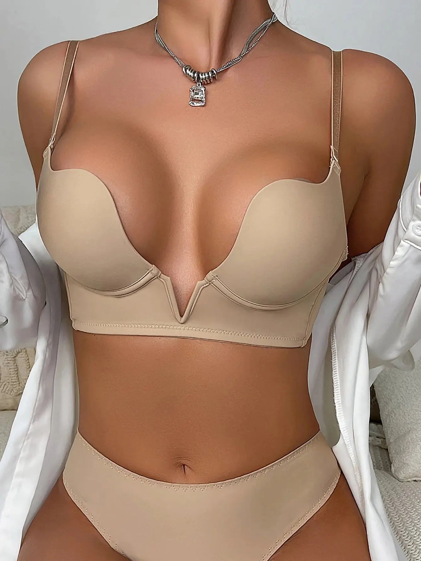 Soutien gorge push-up sexy en V profond pour femme