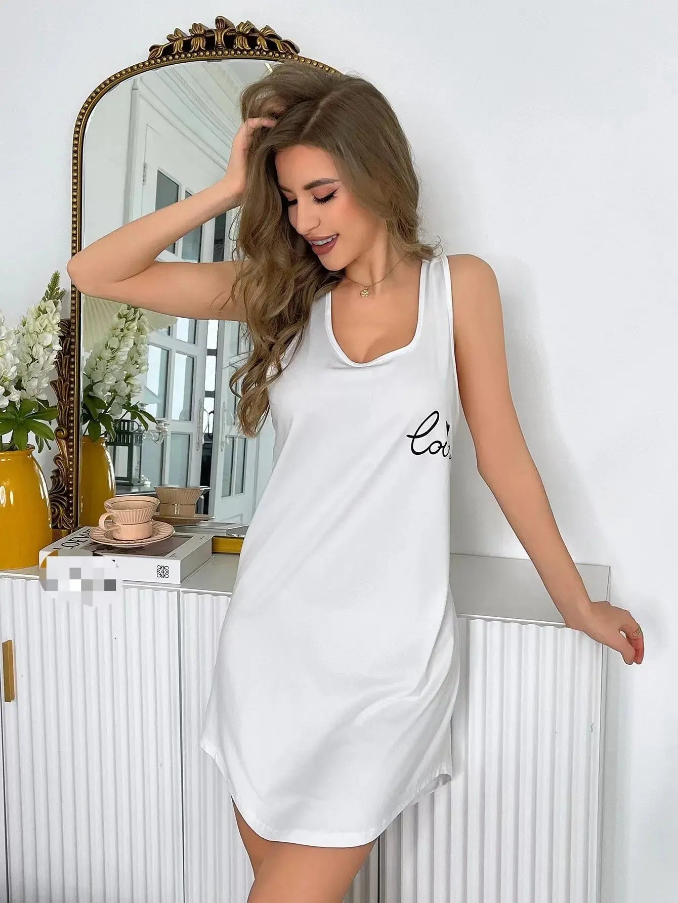 Chemise de nuit sans manches pour femmes